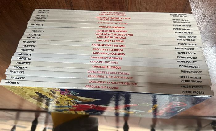 Lot de 20 albums Caroline Pierre Probst collection Hachette Jeunesse livre bd anciens - photo numéro 3