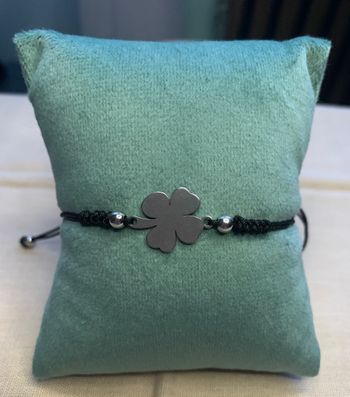 Bracelet réglable trèfle