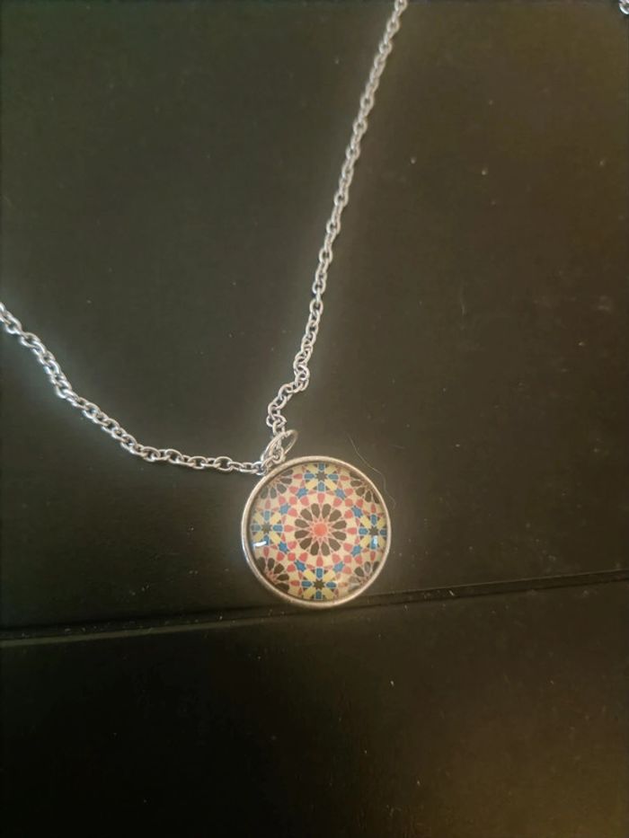 Pendentif et chaine handmade - photo numéro 3