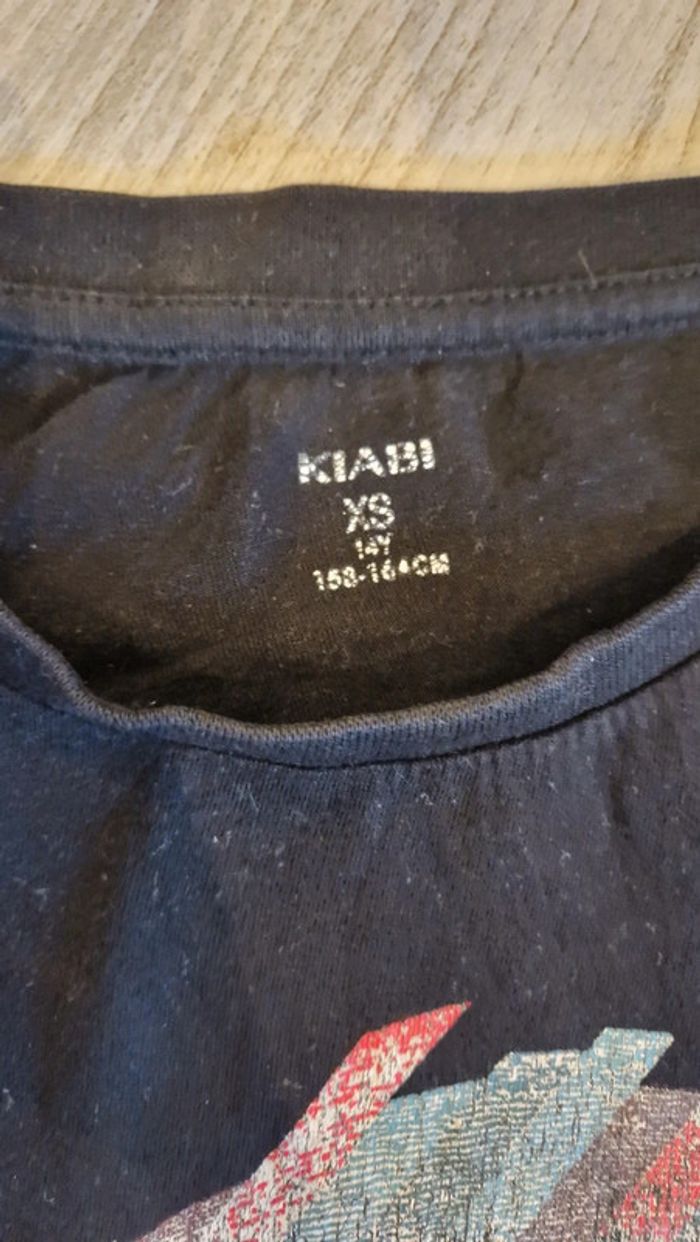 Tee shirt manches courtes noir imprimé tête de mort Kiabi 🎮 Taille XS - photo numéro 3