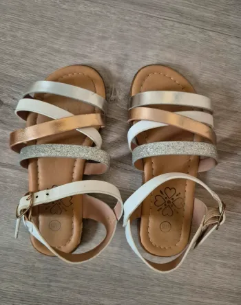 Sandales tricolore fille
