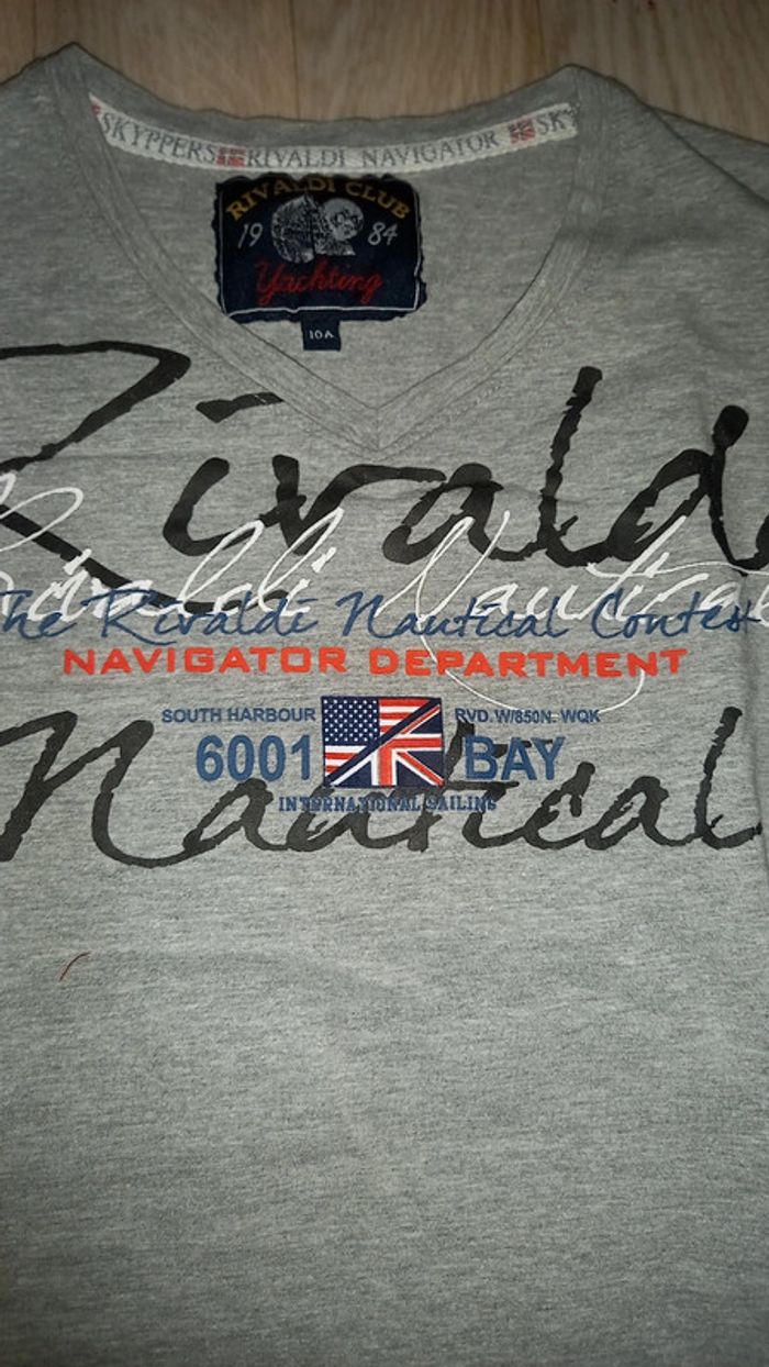 Tee-shirt - photo numéro 2