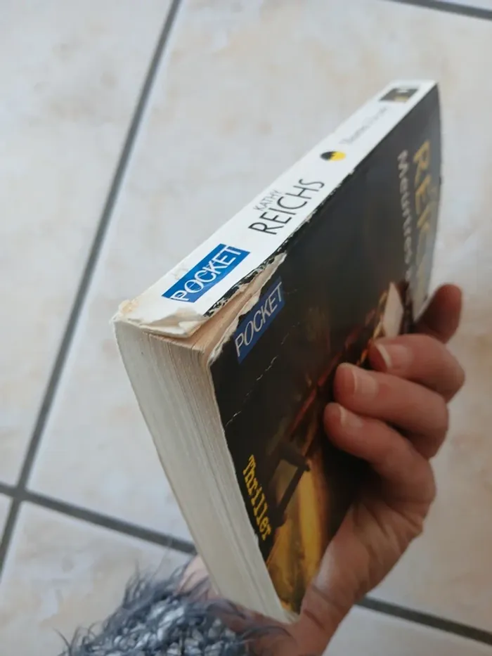 Meurtres à la carte de Kathy Reichs chez Pocket - photo numéro 7