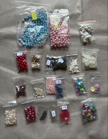 Lot de perles en acrylique, nacré  ( 180 g)