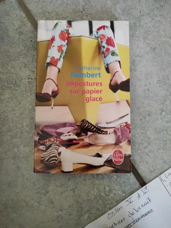 Impostures sur papier glacé