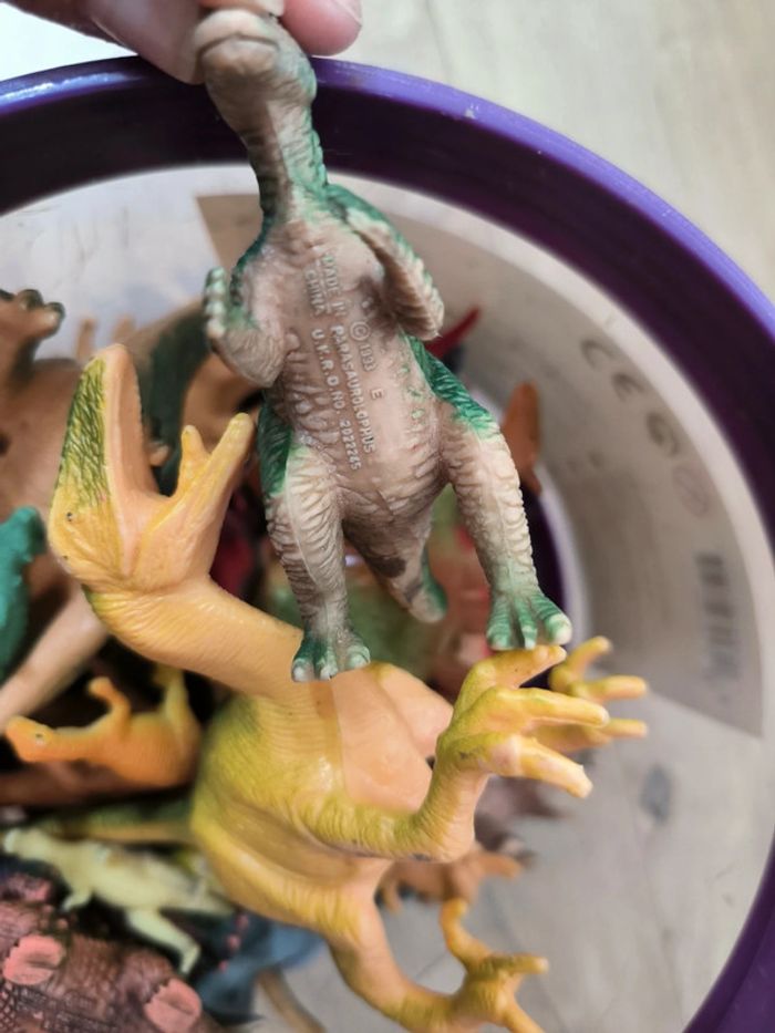 Baril figurines dinosaures 29 dinosaures - photo numéro 14