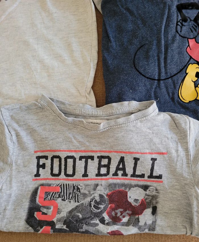 Lot de 4 t-shirts manches longues et 1 manche courte taille 5ans - photo numéro 4