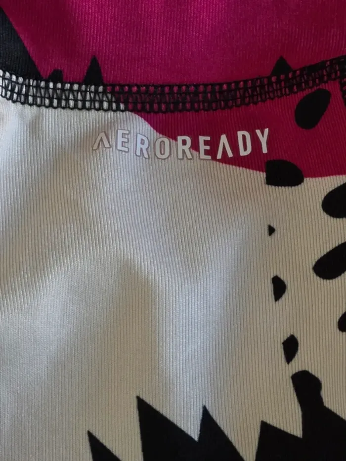Ensemble tee-shirt et leggings Adidas original - photo numéro 14