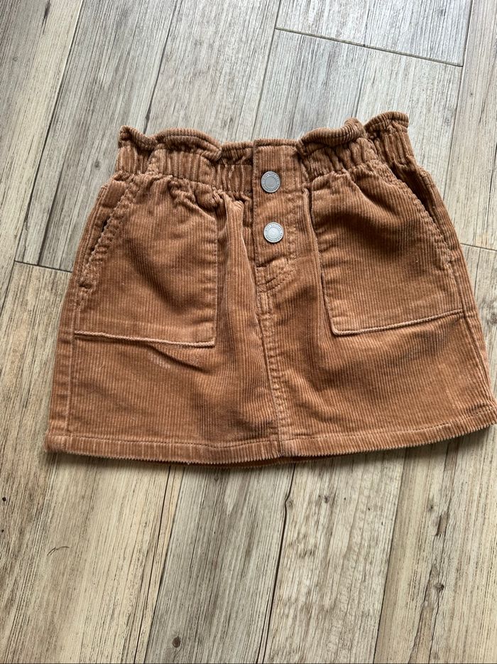 Jupe courte côtelé marron camel 2/3 ans h&m