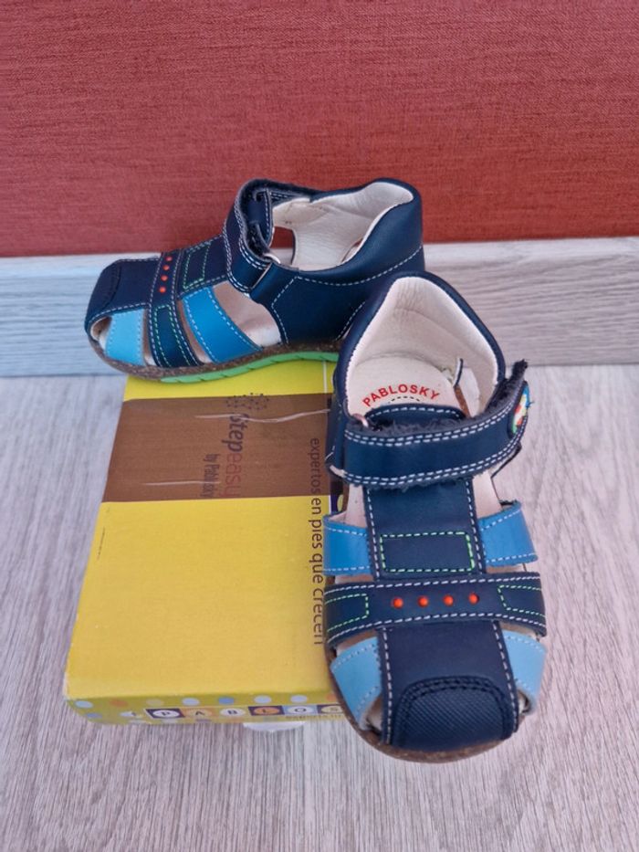 Sandales Pablosky taille 21 - photo numéro 2