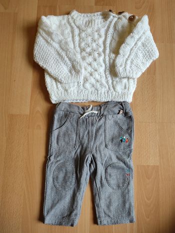 Lot ensemble pantalon + pull en 6M