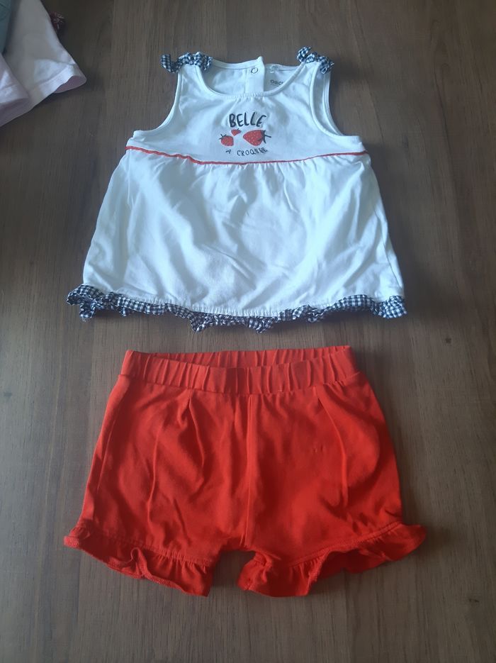 Ensemble débardeur et short rouge et blanc "belle à croquer"