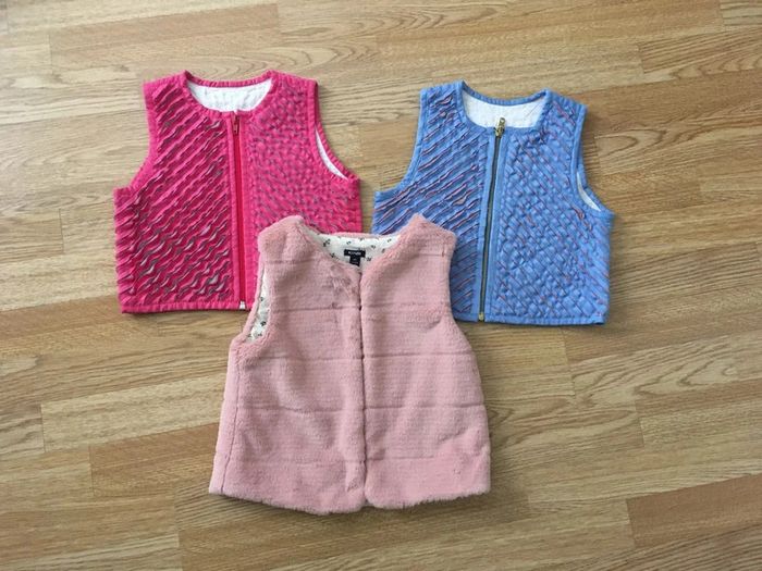 Gilet fille (lot ed 3) taille 116.
