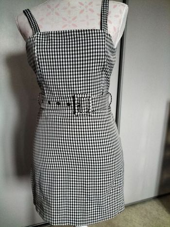 Petite robe noire pull & bear