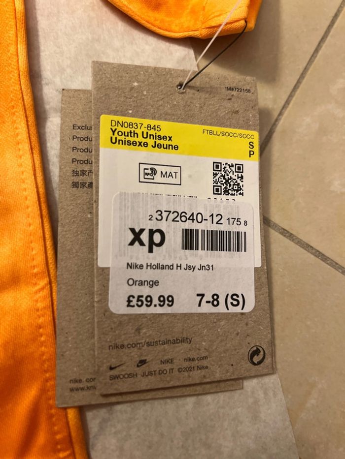 Maillot de foot Nike, équipe Pays-Bas avec chaussettes taille 7/8 ans authentique neuf - photo numéro 5