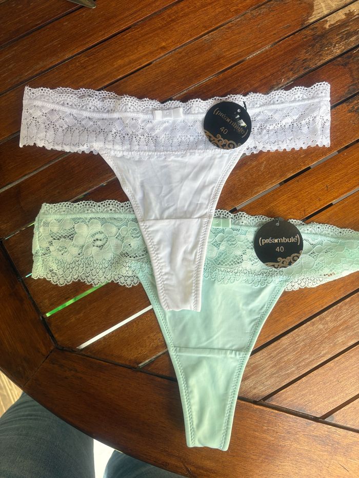 Lot de 2 strings Préambule taille 40 neufs