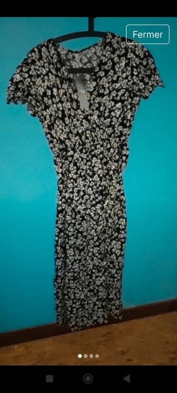 Petite robe fleurie noire doré