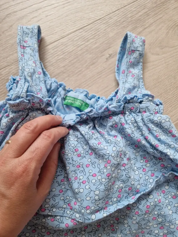 Top benetton 🎀 3-4 ans - photo numéro 2