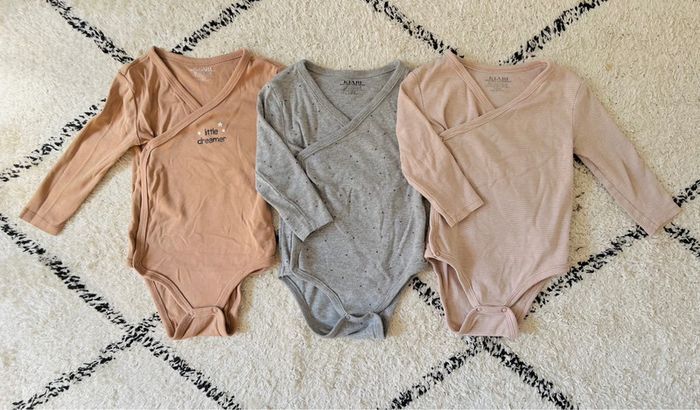 Lot bodies Kiabi 12 mois