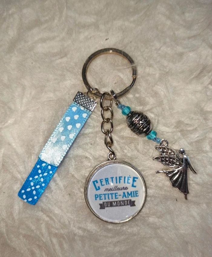 Cadeau petite amie, porte clé message bijoux de sac " meilleure petite amie du monde"