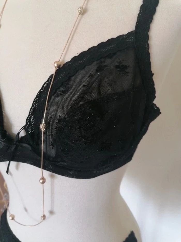 🖤 Soutien gorge résille Etam 🖤