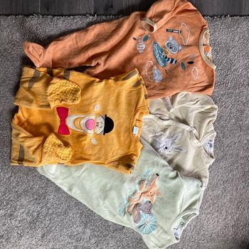 4 Pyjama 9 mois