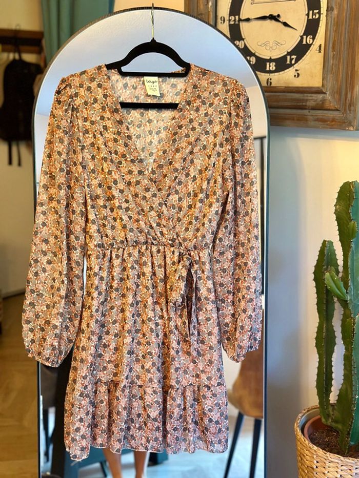 Robe fluide à fleurs lurex Wiya taille 36