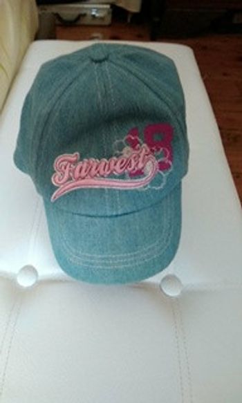 Jolie casquette en jean