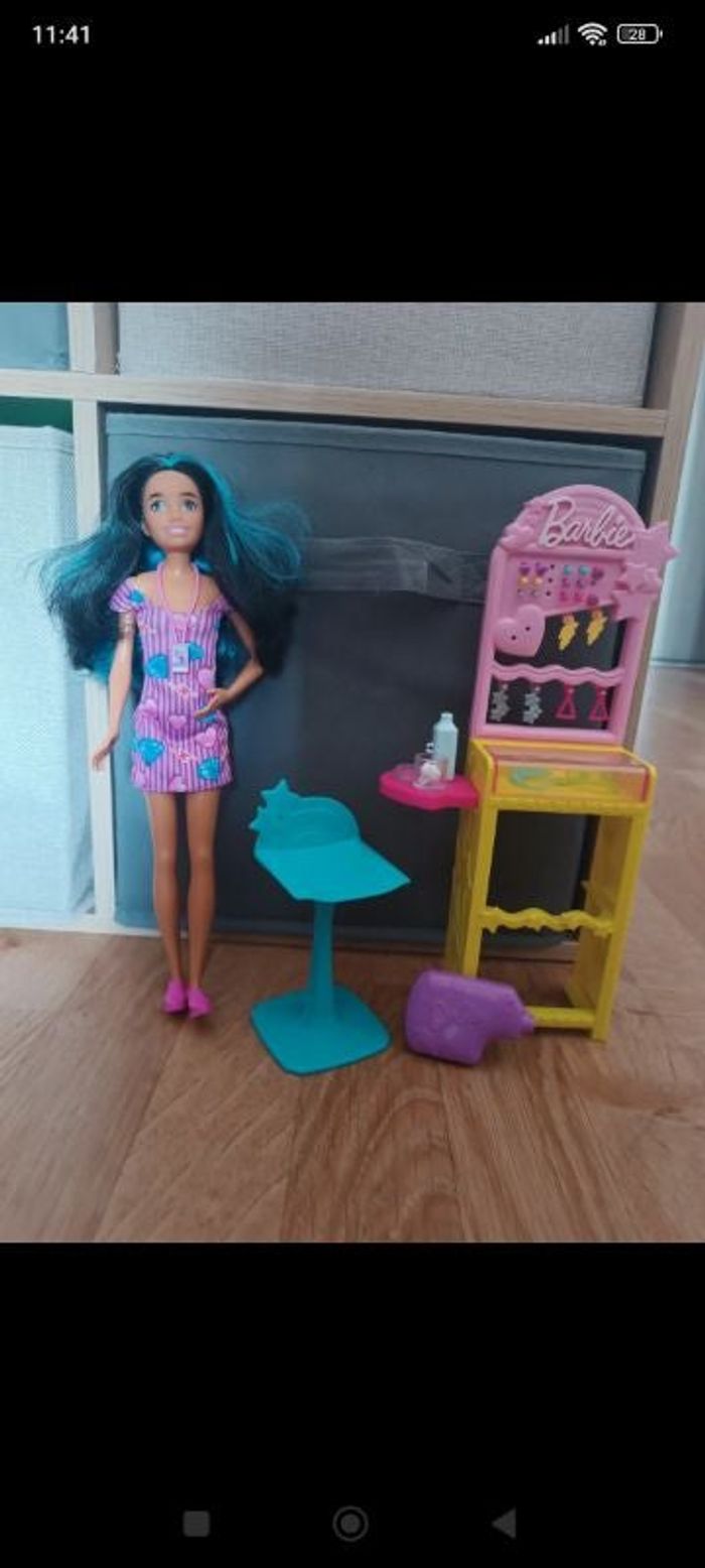 Barbie boucle d'oreille