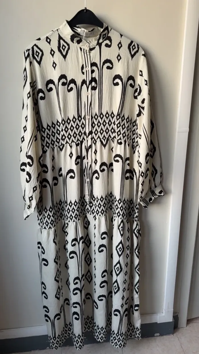 Robe beige - photo numéro 4