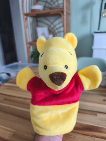 Peluche/ Marionnette Winnie l'ourson