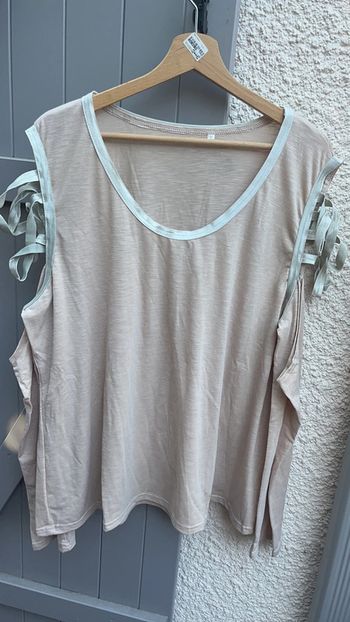 Tee shirt