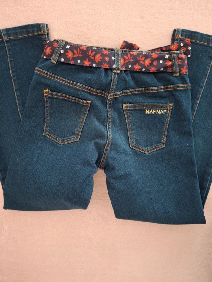 Ensemble Naf Naf 10 ans : jean coupe droite avec ceinture et t-shirt manches courtes bordeaux - photo numéro 6