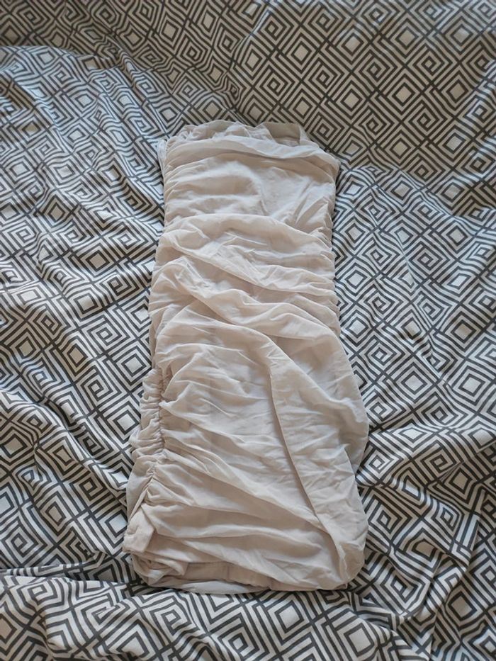 Robe bandeau drapeau blanche h&m - photo numéro 2