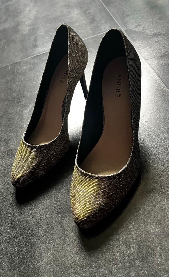 Escarpins 38 André doré argenté - photo numéro 3