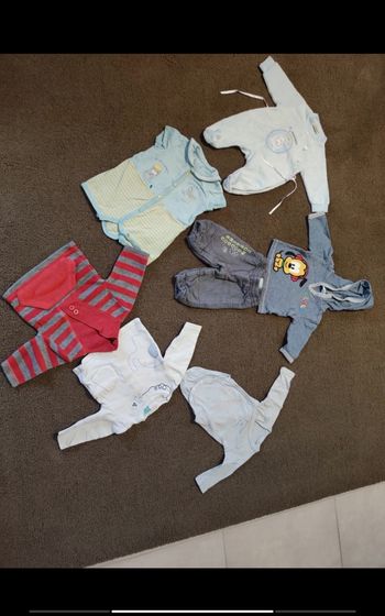 Lot vêtements 1 mois