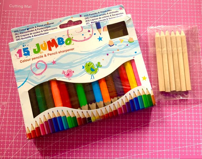 Lot 15 crayons de couleur jumbo + 6 mini crayons