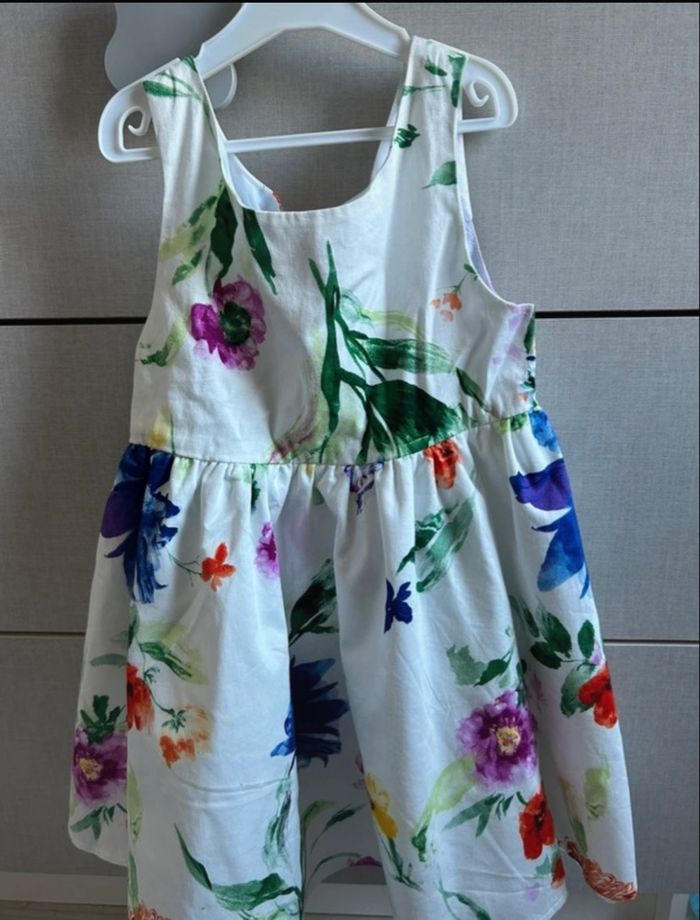 Robe à fleurs - photo numéro 2