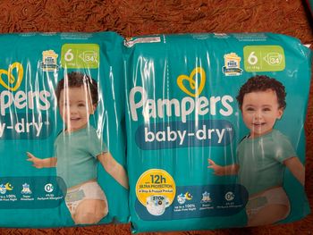2 paquets de couches Pampers t 6
