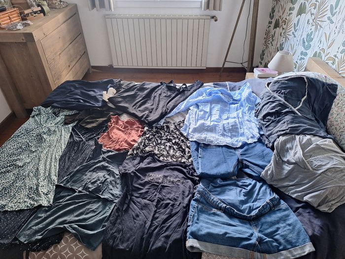 Lot de vêtements femme enceinte taille 36