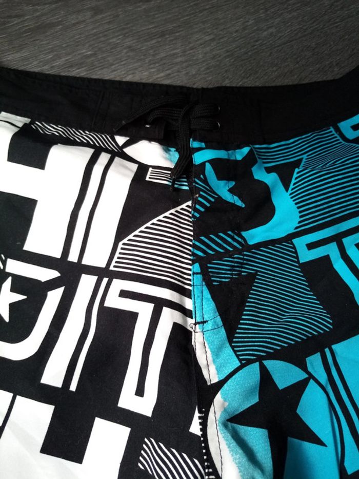 Short/ bermuda de bain homme XXL - photo numéro 2