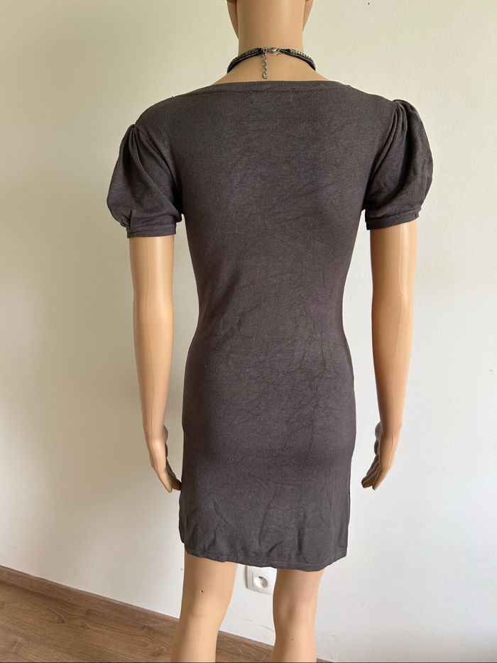 Robe pull grise à manches courtes Voyelles taille unique jamais portée - photo numéro 5