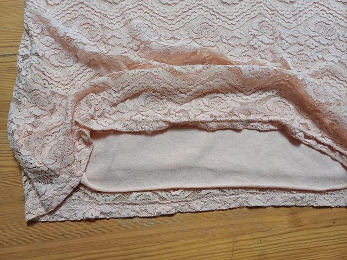 Haut en dentelle - photo numéro 3