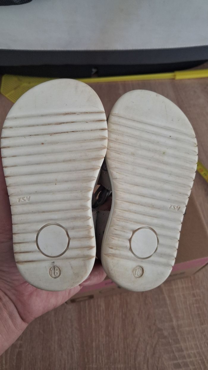 Sandales 18 - photo numéro 3