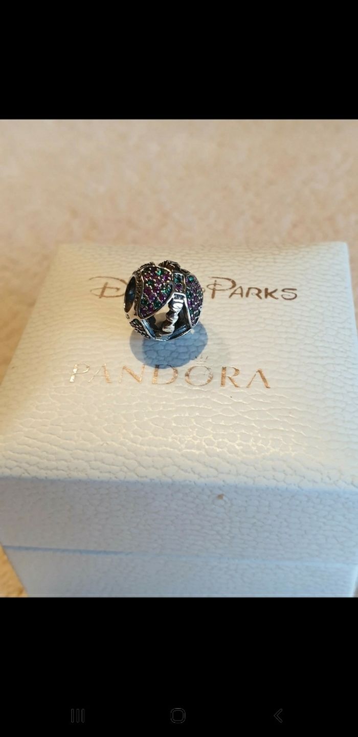 Charm Pandora >< Disney Parks Minnie Holiday Bow 2015 - Édition Limitée - photo numéro 5