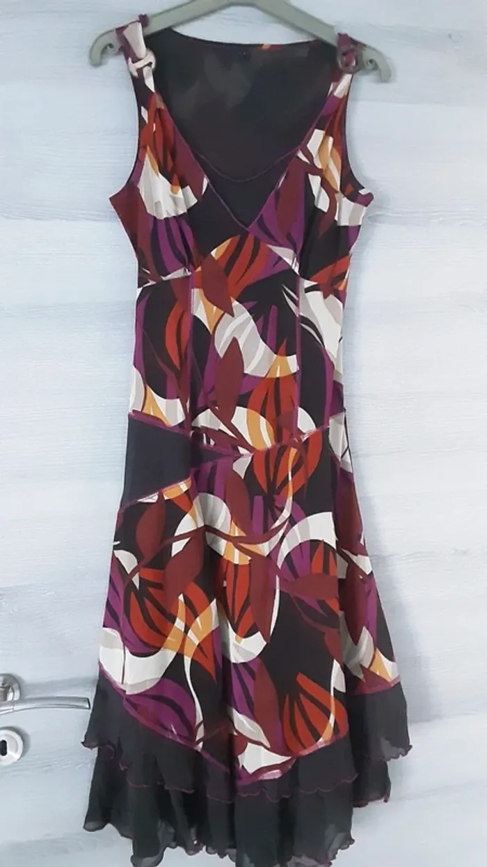 Robe mi-longue taille 1/38