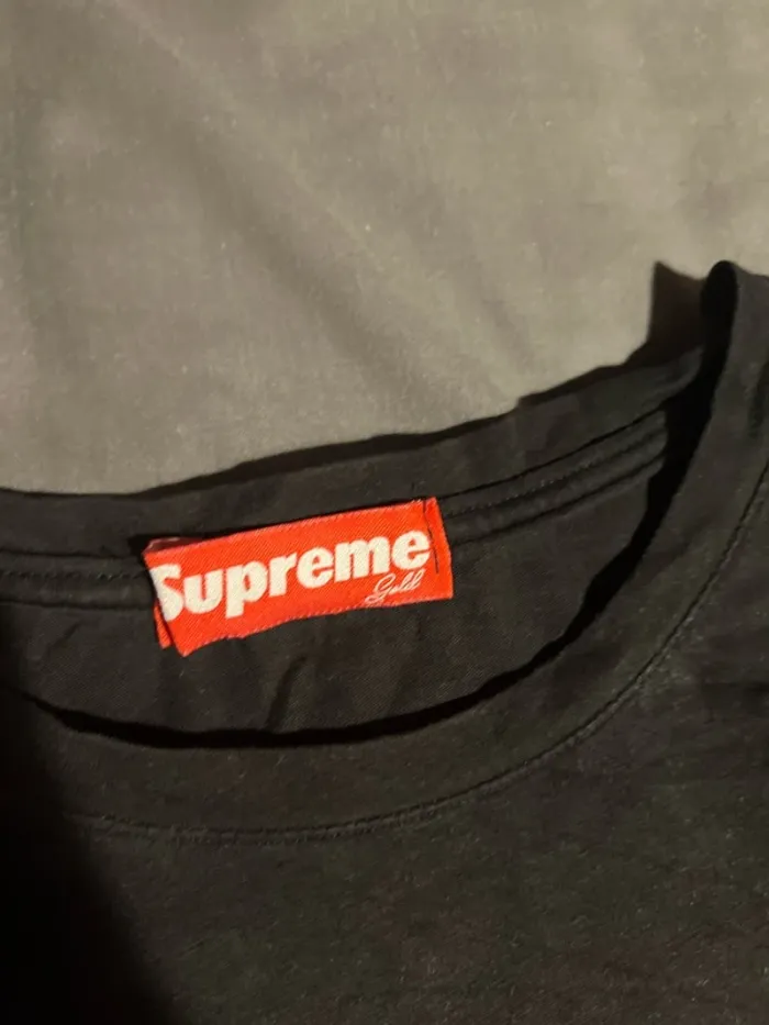 T-shirt supreme authentique édition limitée - photo numéro 3