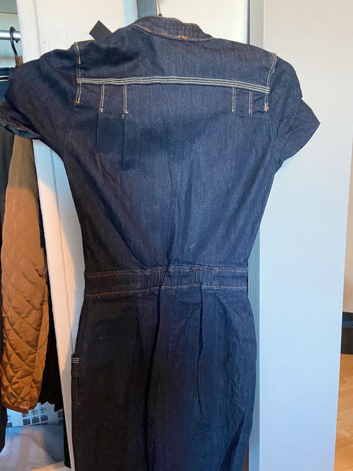 Tres belle Robe en jean mango - photo numéro 4