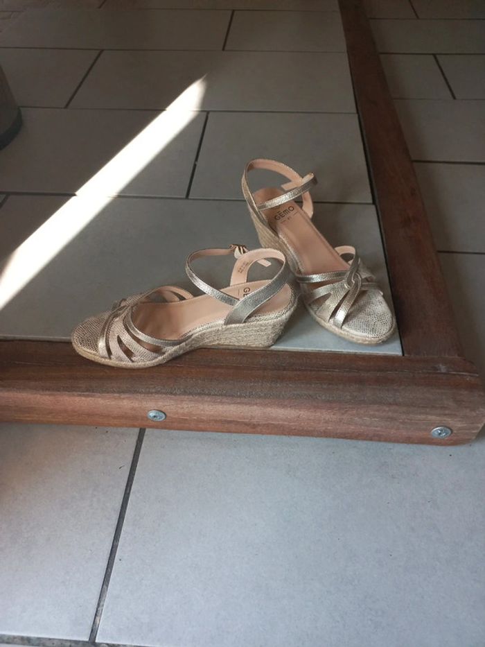 sandales compensées - photo numéro 2