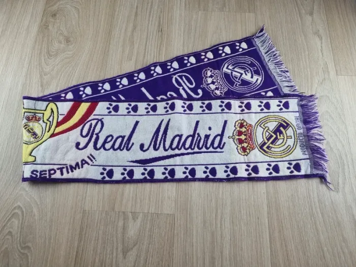 Écharpe Real Madrid officielle